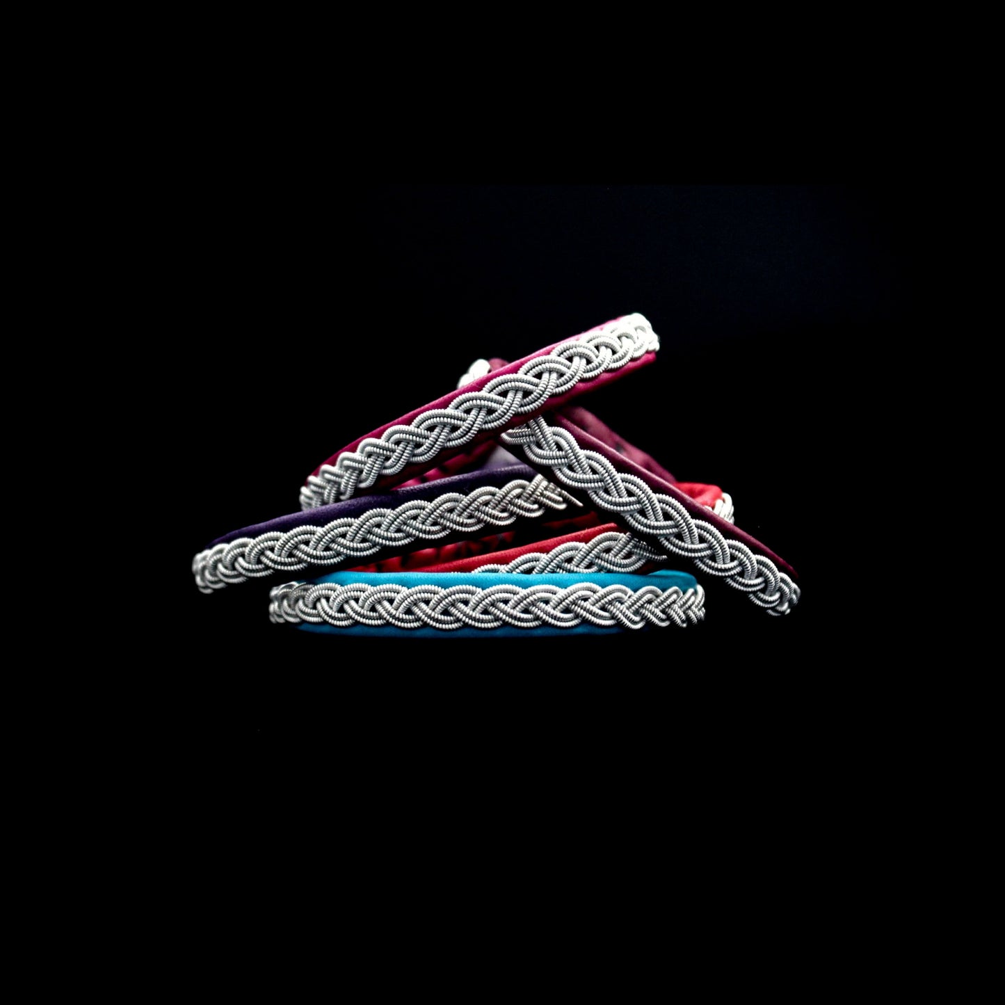 Sámi reindeer leather bracelet with braided pewter thread – Dori
