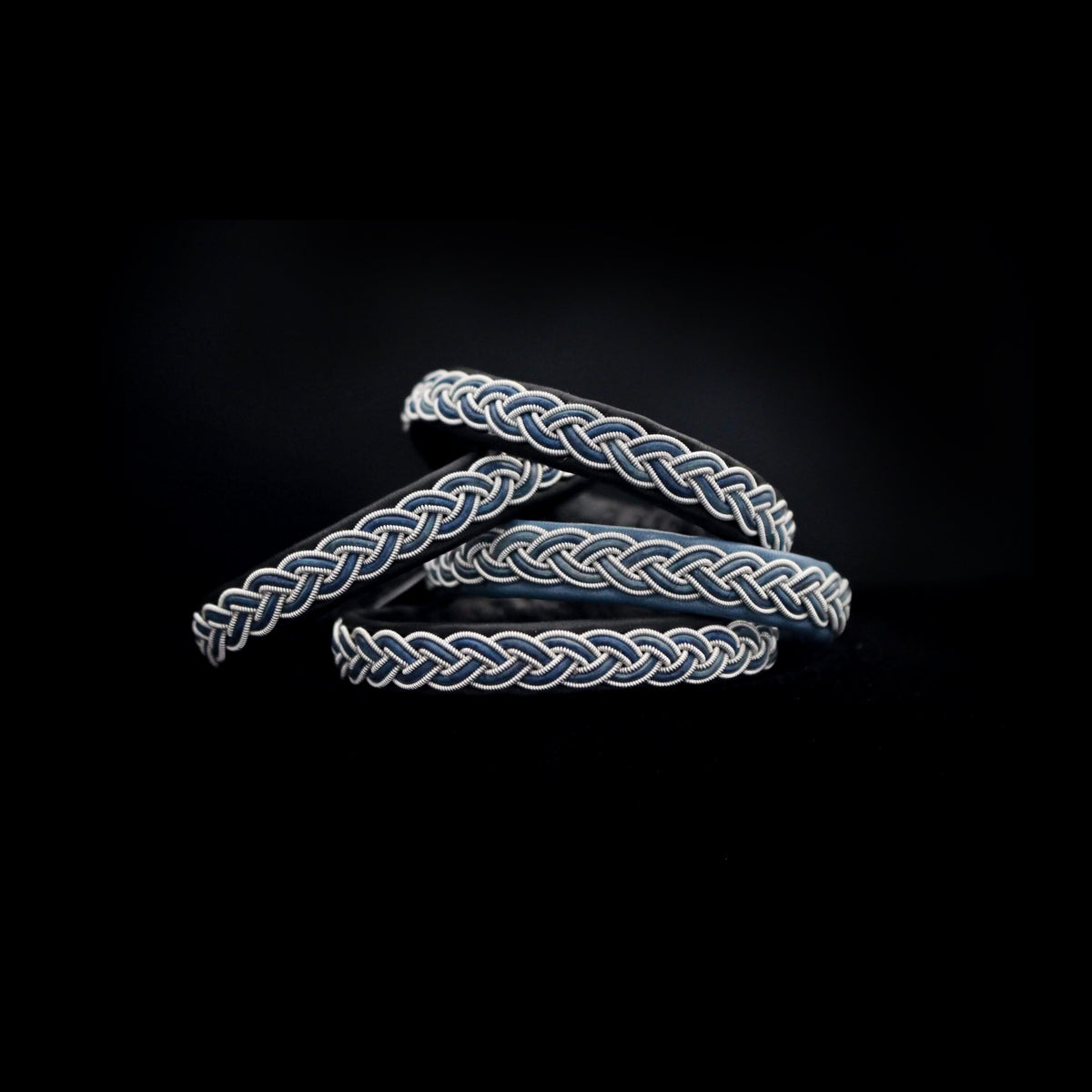 Sámi reindeer leather bracelet with braided pewter thread – corded dori