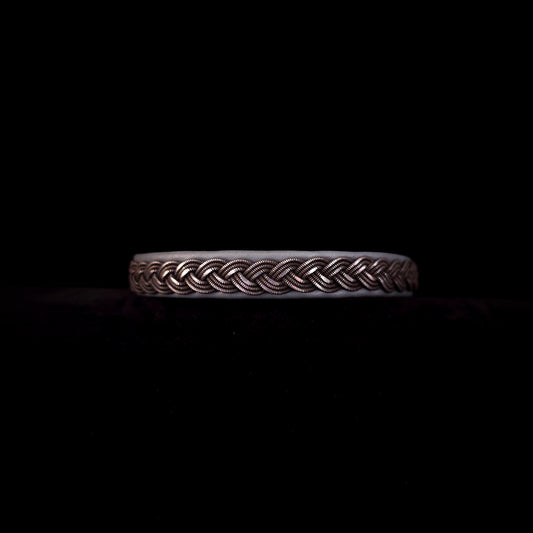 Sámi reindeer leather bracelet with braided pewter thread – antique Anna