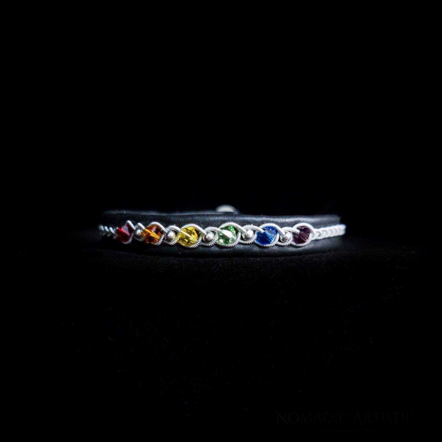 Sámi reindeer leather bracelet with braided pewter thread – Dainty Pride on Leather