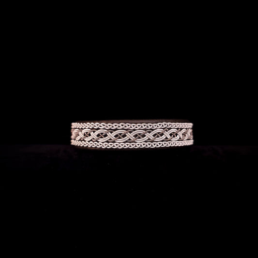 Sámi reindeer leather bracelet with braided pewter thread – Valley